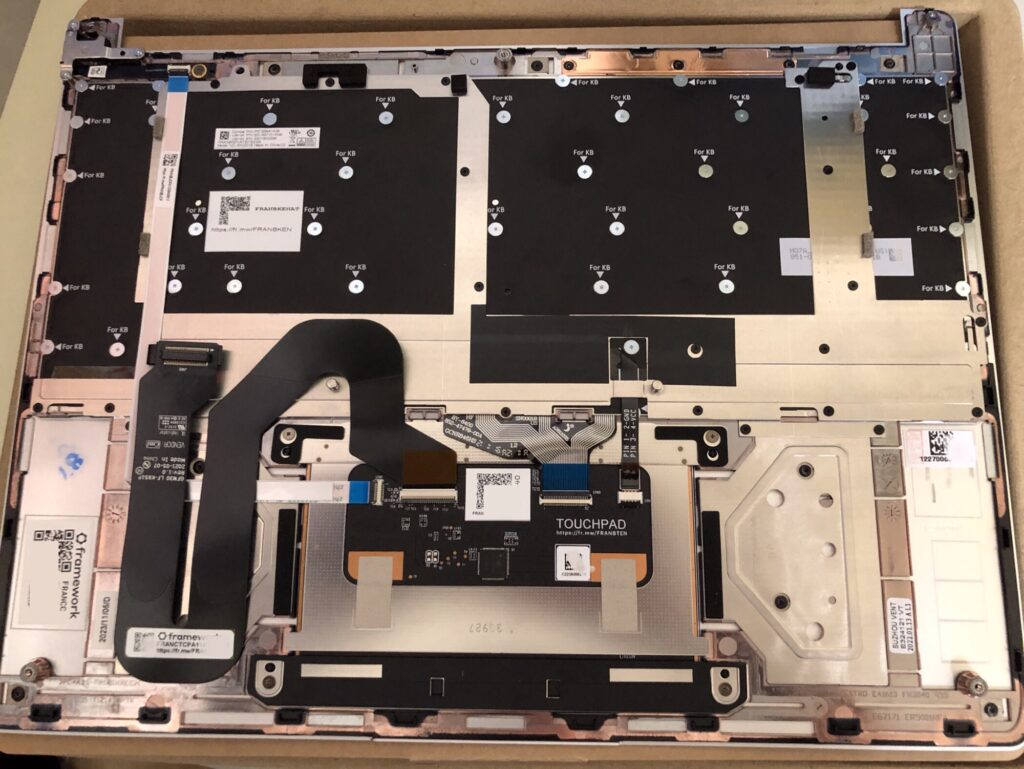 Framework Laptop 13 DIY Edition (AMD Ryzen™ 7040 Series) 開箱 – alextwl's ...